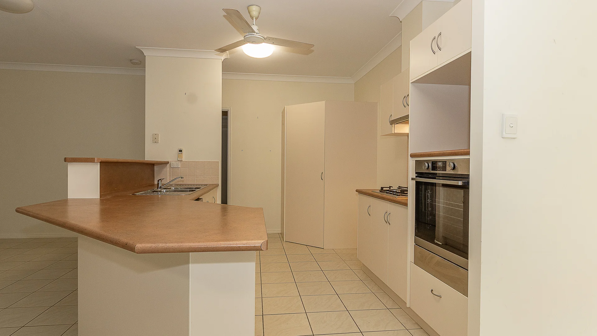 3 Gilby Court, Kirwan QLD 4817 photo 3
