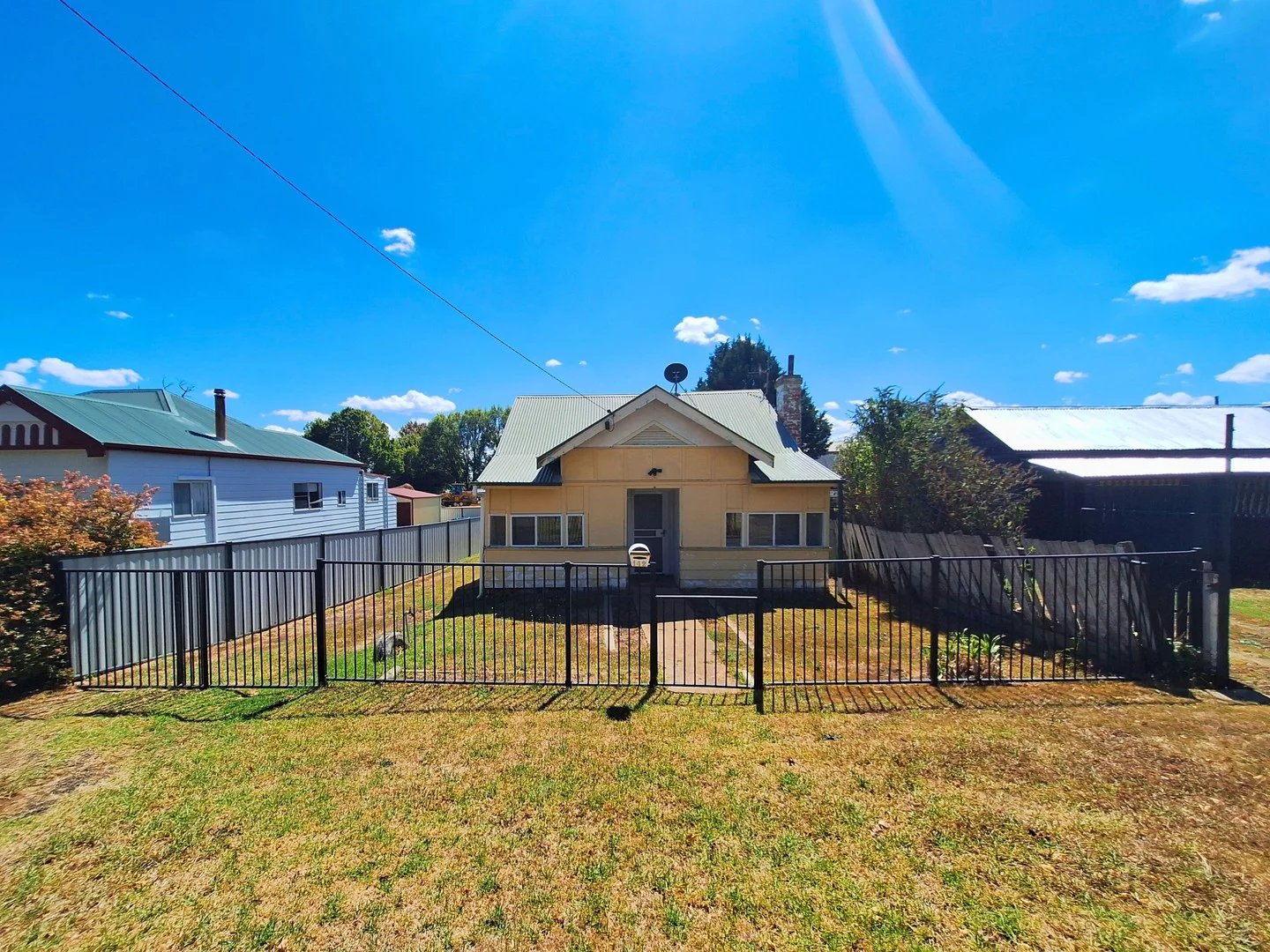 142 Taylor Street, Glen Innes NSW 2370