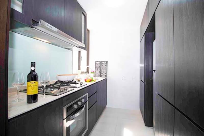 51 Flora Drive photo 5