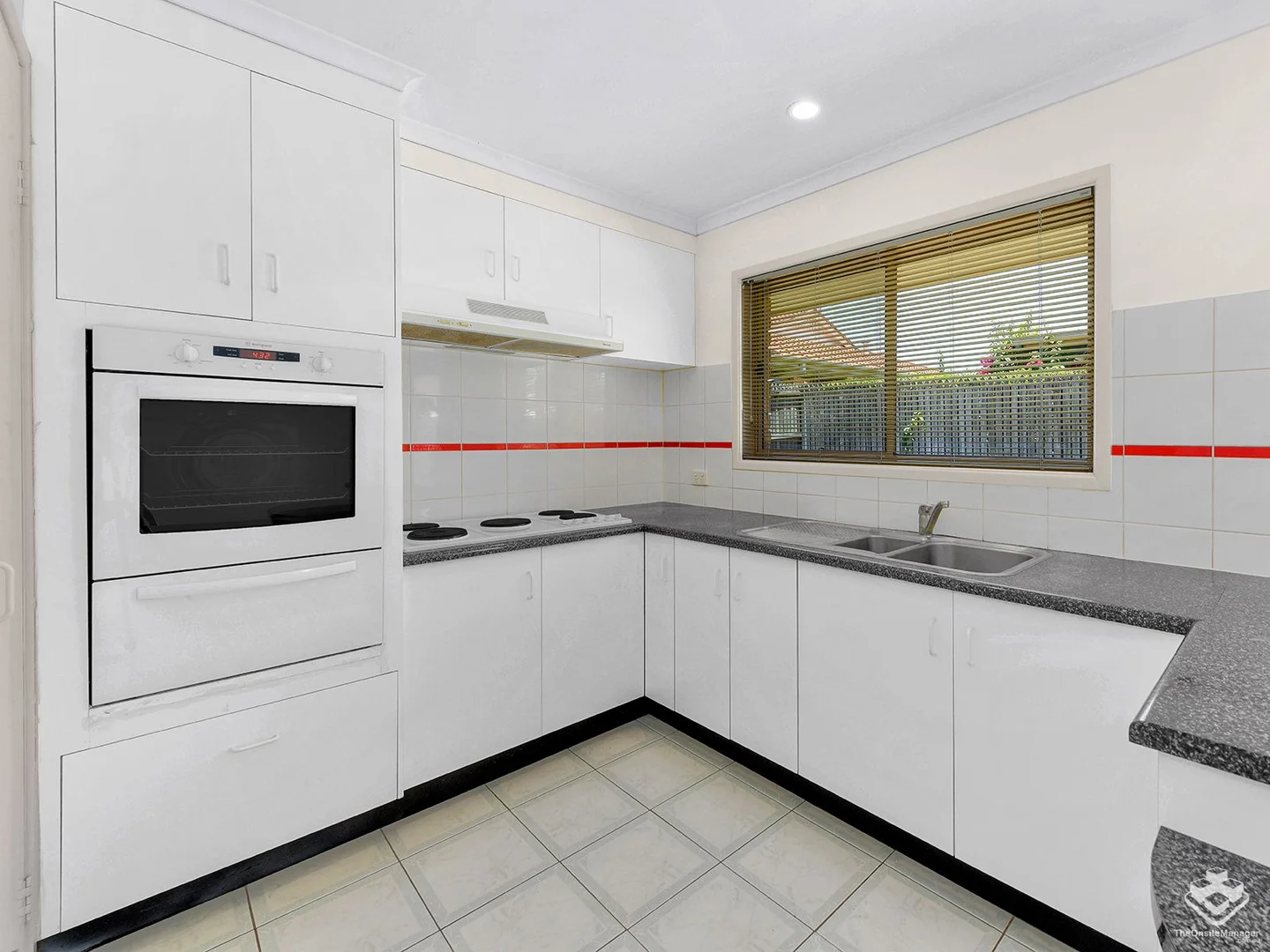 Additional image 9 of ID:21174134/28 Holmead Road, Eight Mile Plains QLD 4113