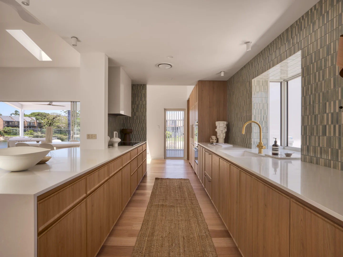 24 Maureen Court, Broadbeach Waters QLD 4218