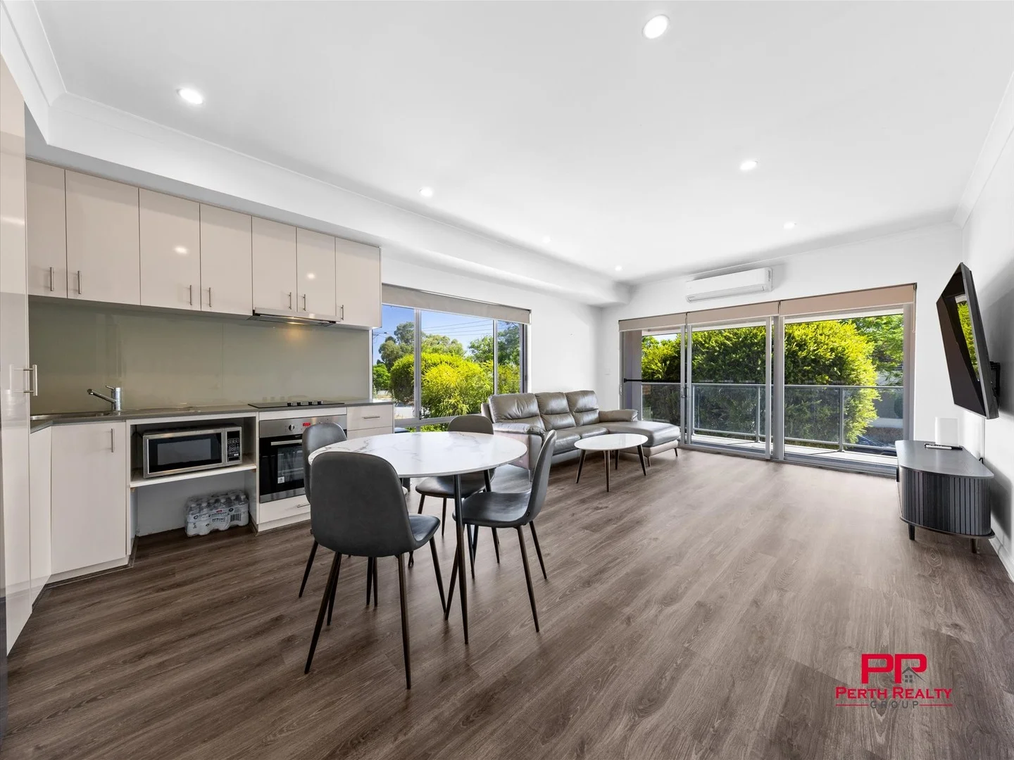 4/30 Pontiac Avenue, Cloverdale WA 6105