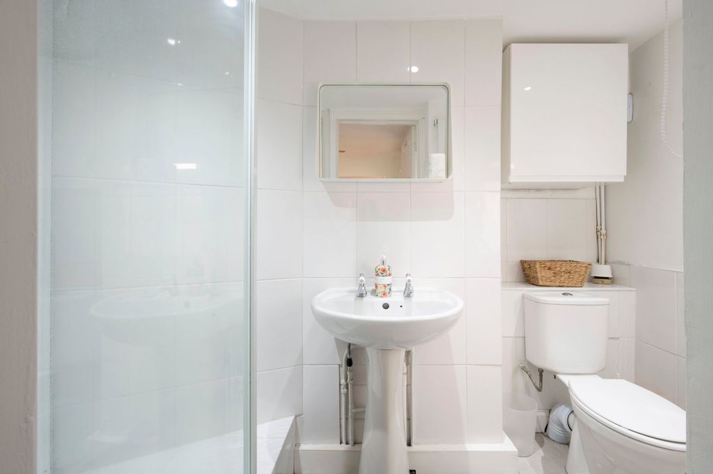 Additional image 13 of 2 bed terraced house for saleHeath Road, Weybridge KT13