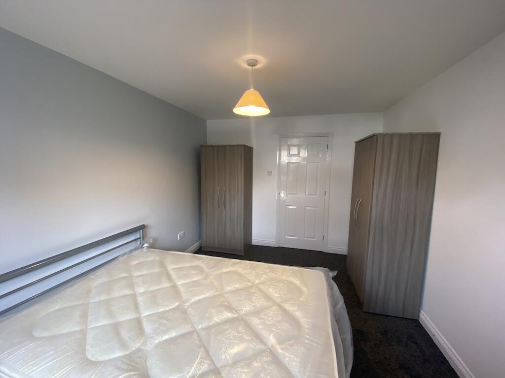 Harleyfield Court photo 5
