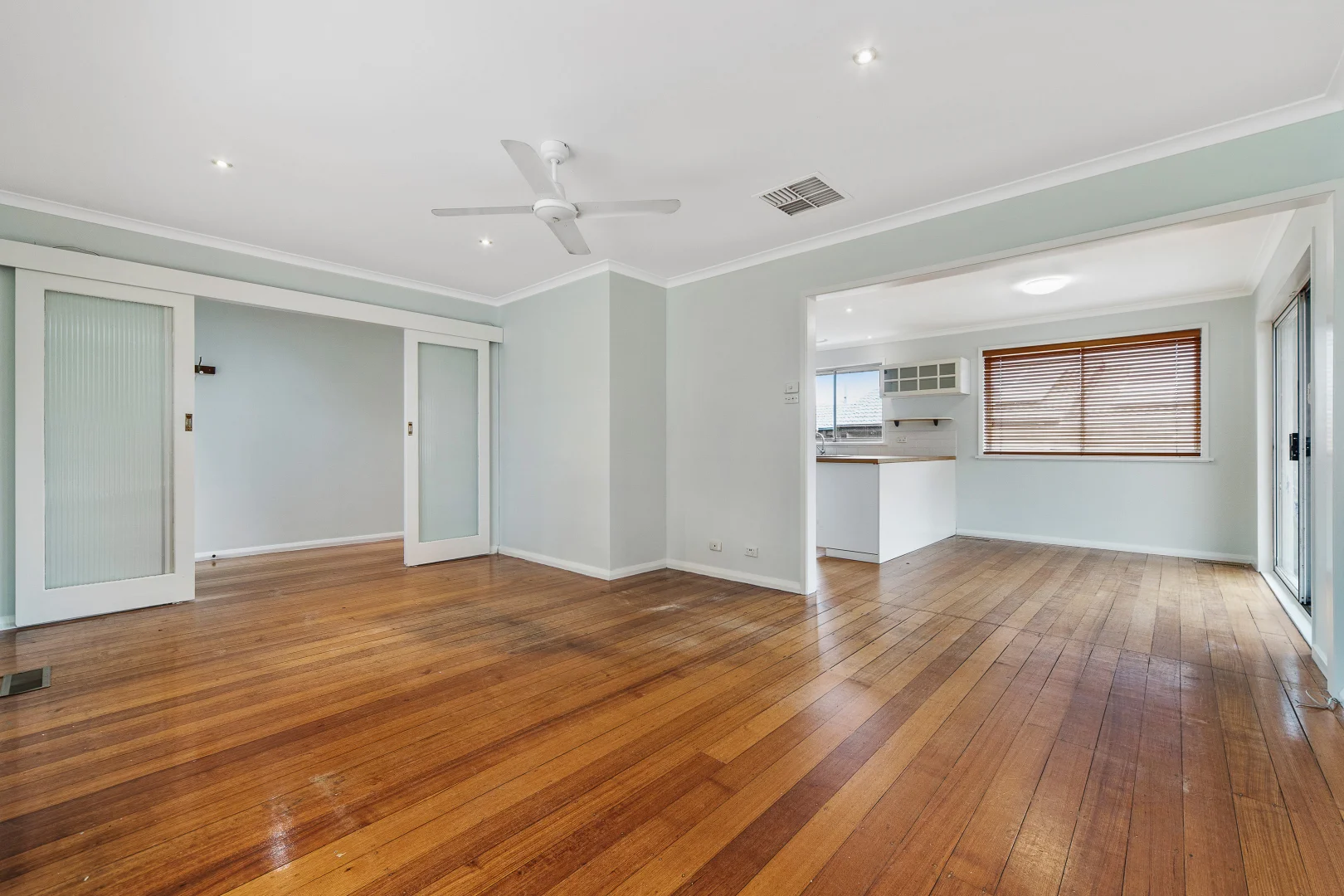 Additional image 2 of 33 Juliana Drive, Carrum Downs VIC 3201