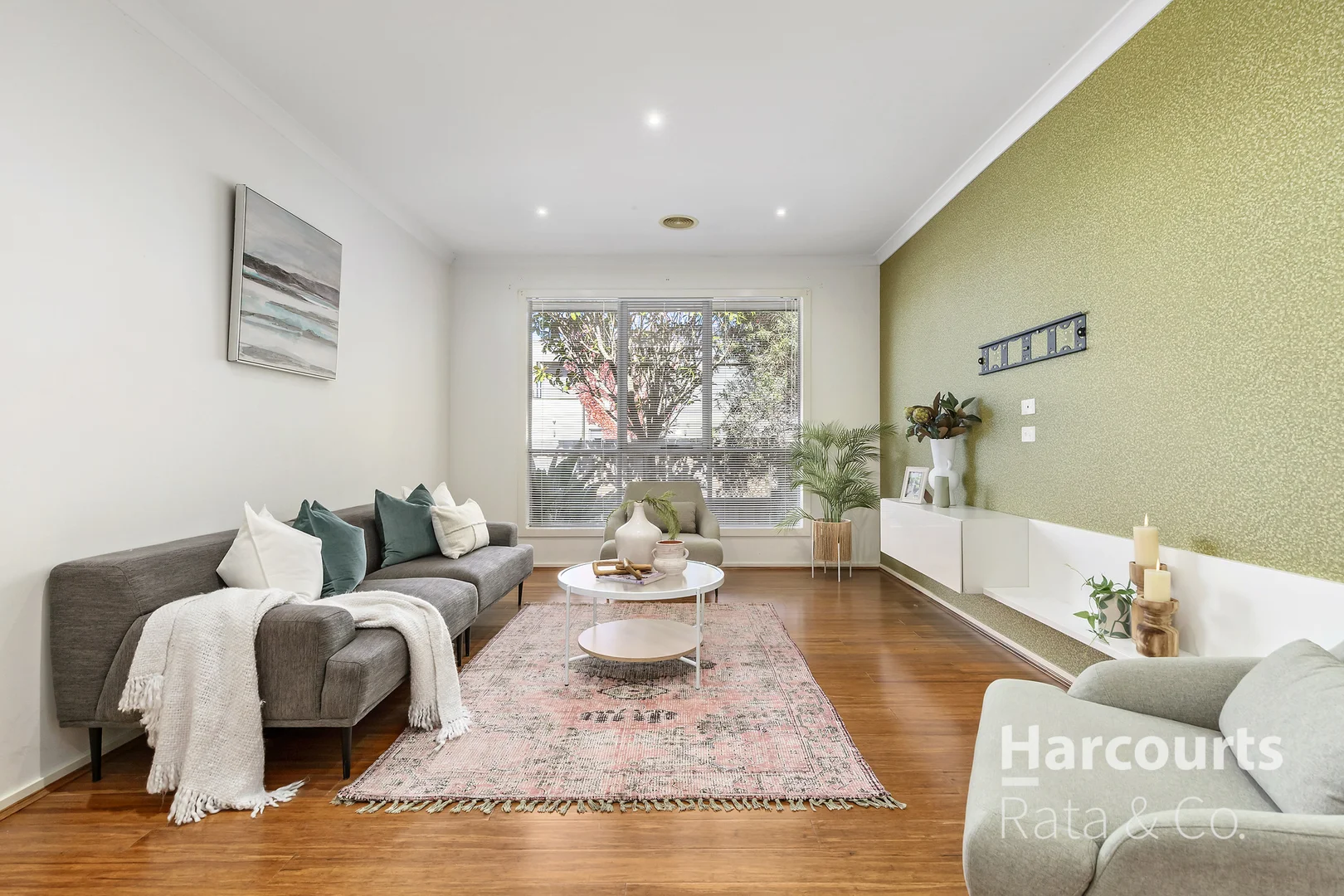 5 Woodcutters Grove, Epping VIC 3076 photo 2