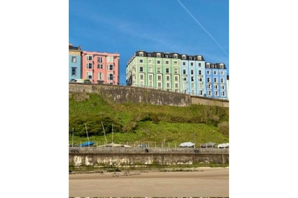 Additional image 4 of 2 bed flat for saleWhite Lion Street, Tenby SA70