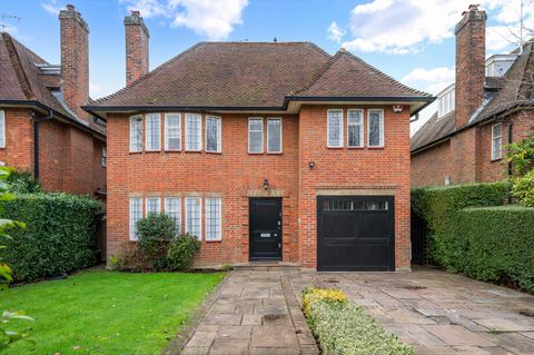 Kingsley Way, Hamstead Garden Suburb, London N2