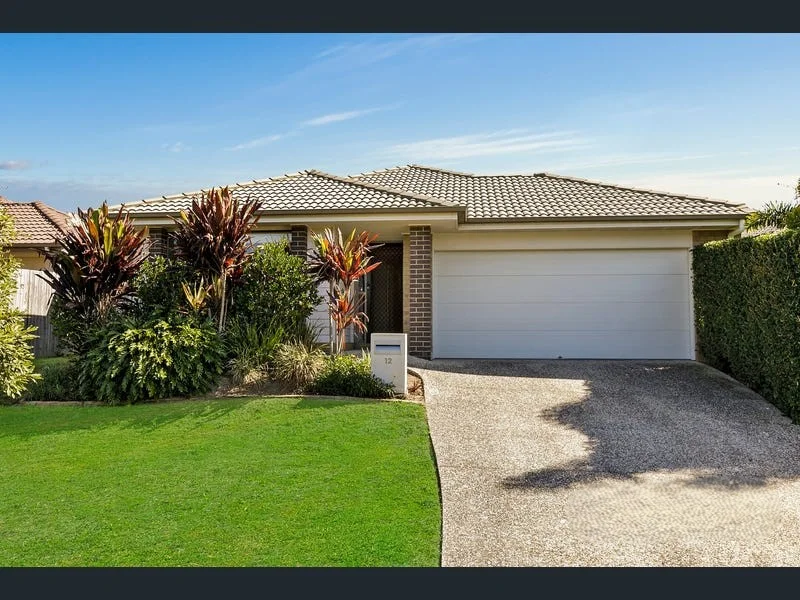 12 Mapleton Dr, North Lakes QLD 4509
