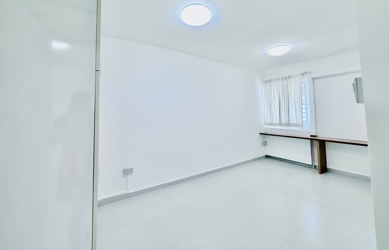 339 Clementi Avenue 5 photo 4