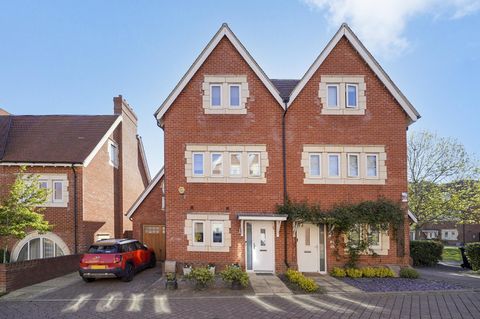 Phelps Lane, Millbrook Park NW7