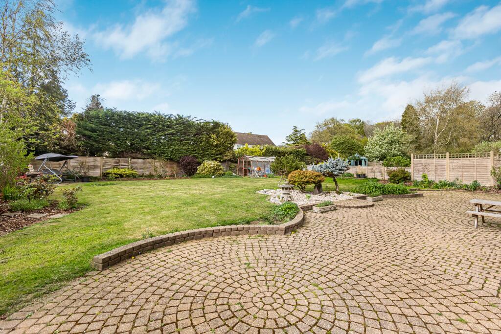 Collens Road, Harpenden, AL5 photo 4