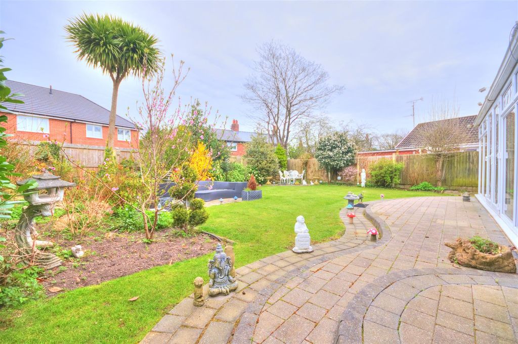 Additional image 15 of 3 bed detached bungalow for saleHolgate Park, Liverpool L23
