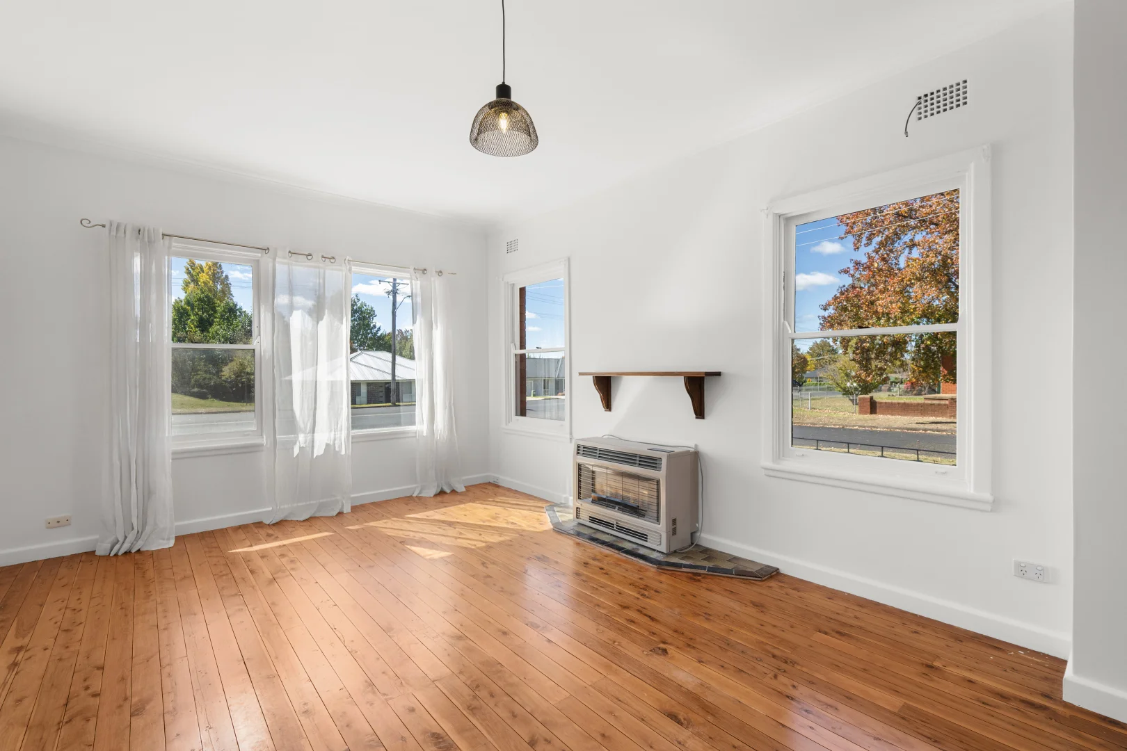 Additional image 5 of 21 Racecourse Road, Orange NSW 2800