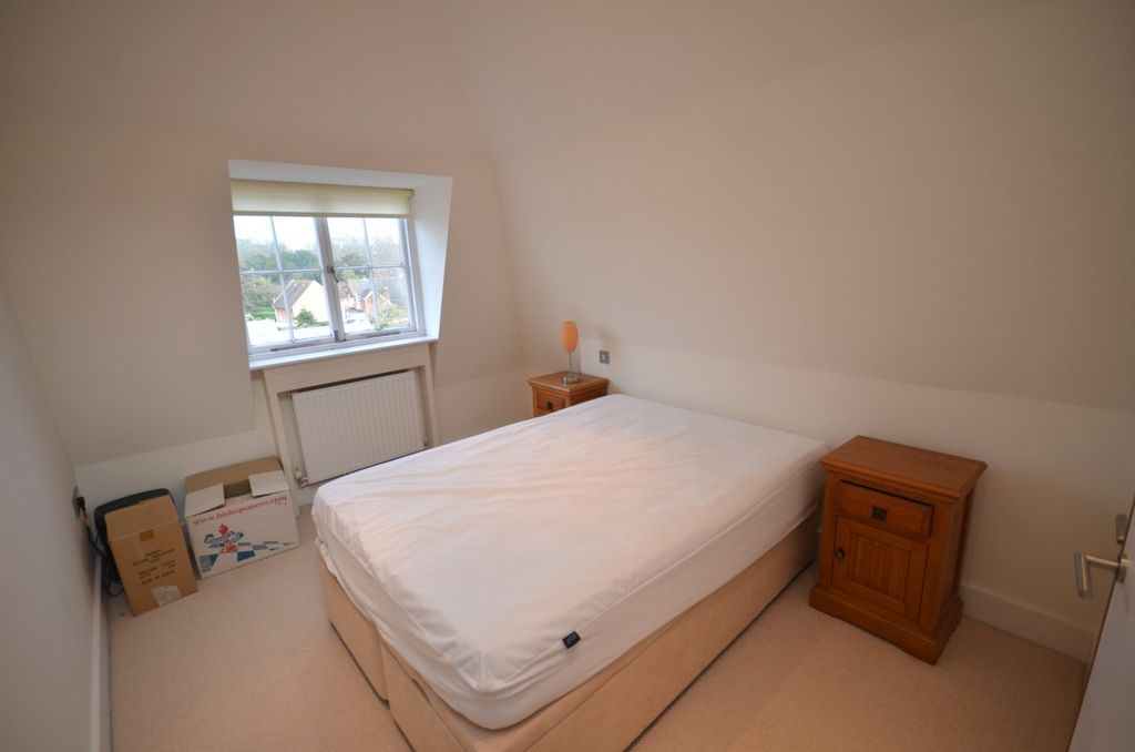 Additional image 6 of 2 bed flat for saleEndless Street, Salisbury, Wiltshire SP1