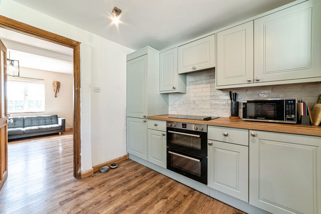 Additional image 10 of 3 bed semi-detached house for saleWestfield Crescent, Thatcham RG18