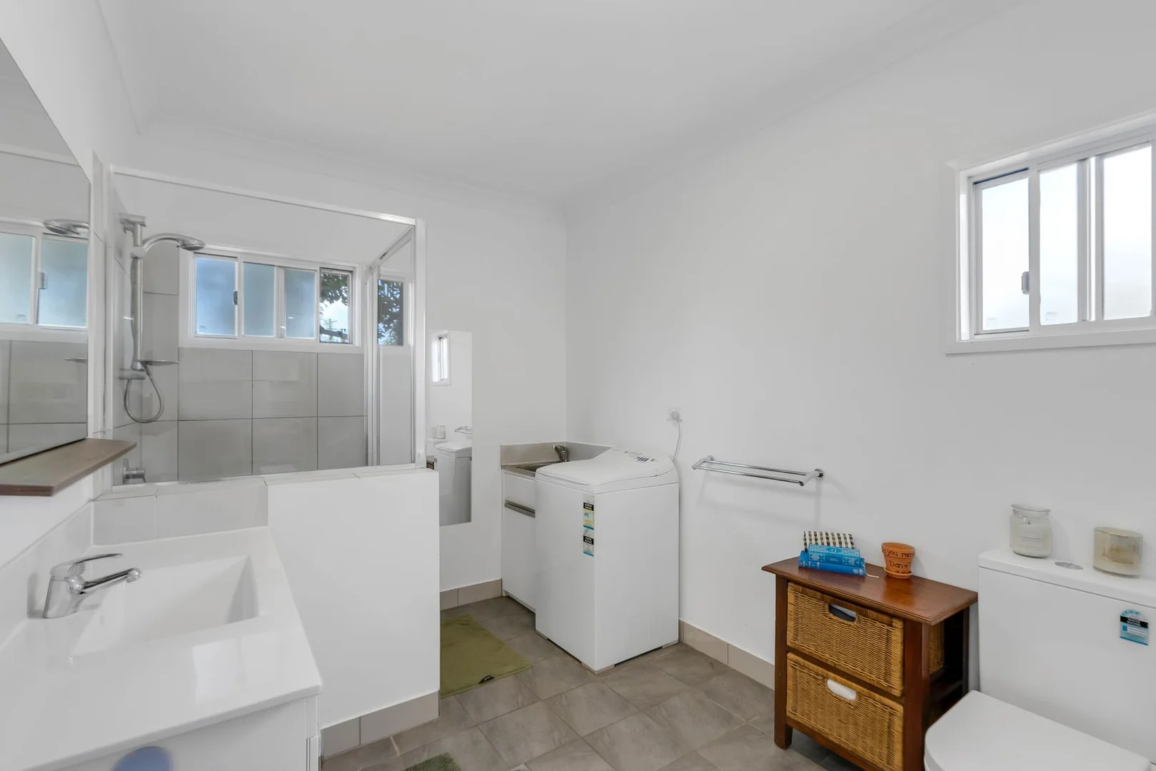 Additional image 5 of 7B Cassia Street, Holloways Beach QLD 4878