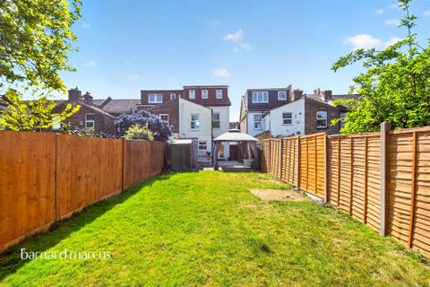 Stroud Road, London SE25