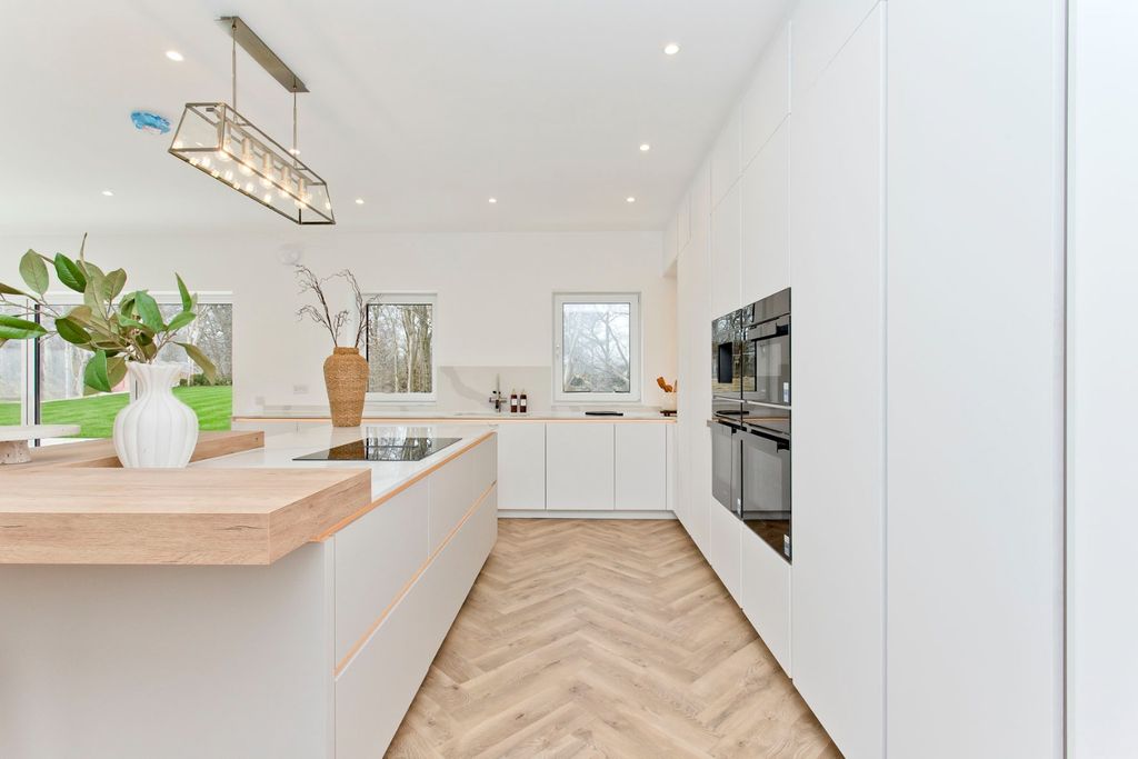 Additional image 6 of 5 bed villa for saleThe Hazel, 7 Inveroe Steadings, Balerno, West Lothian EH14