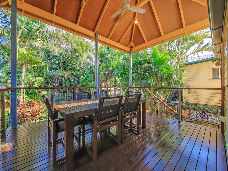 5 Flower Street, Woolloongabba QLD 4102