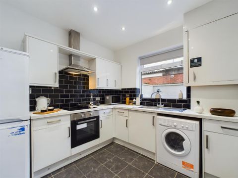 Leopold Road, Liverpool L7, Room to rent