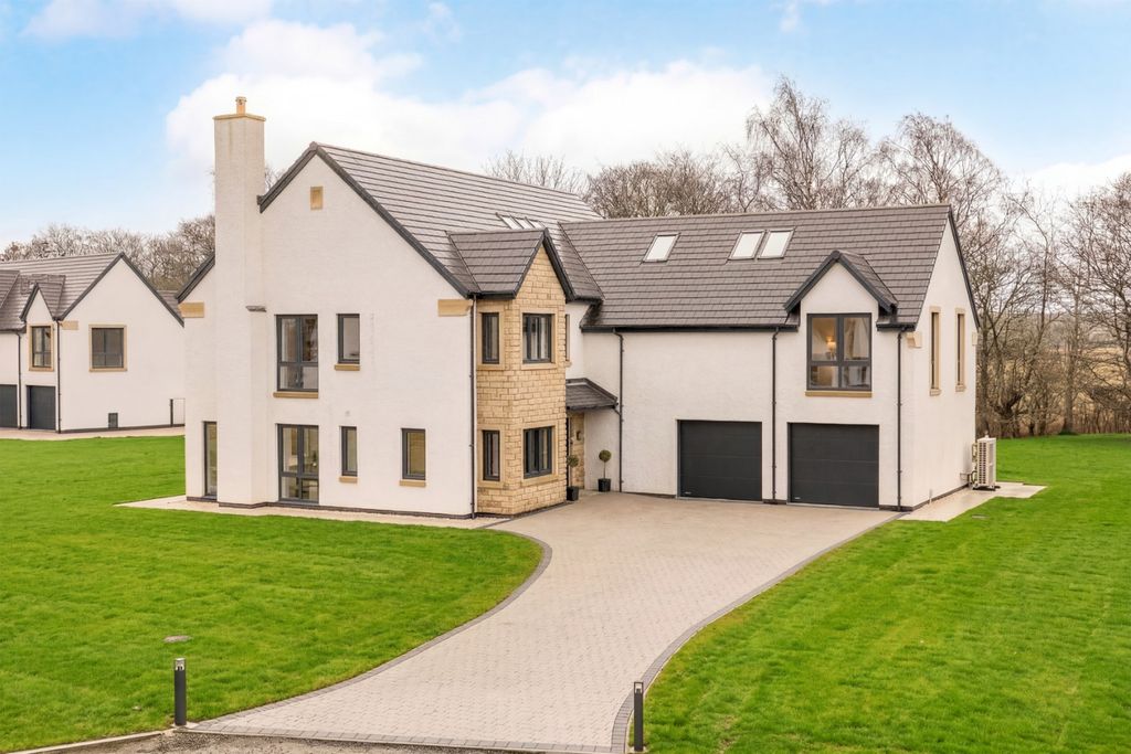 5 bed villa for saleThe Hazel, 7 Inveroe Steadings, Balerno, West Lothian EH14