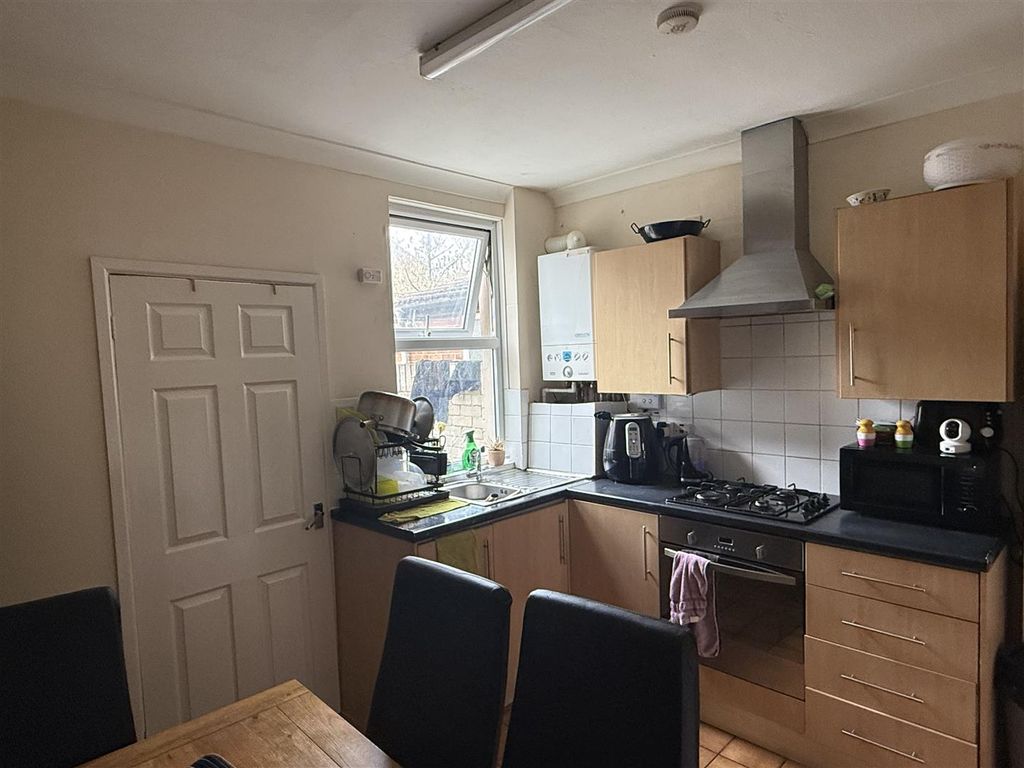 2 bed terraced house for saleGladstone Street, Peterborough PE1