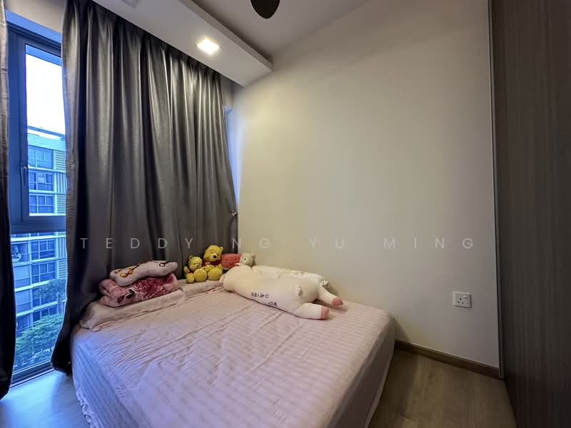 178 Canberra Drive photo 2