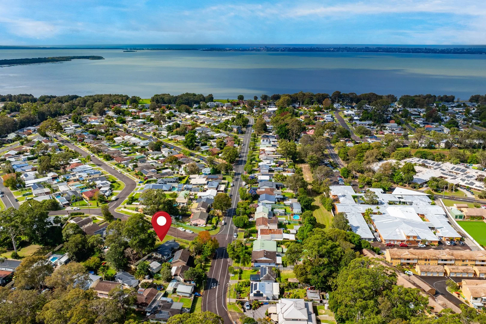 6 Marlborough Place, Berkeley Vale NSW 2261 photo 2