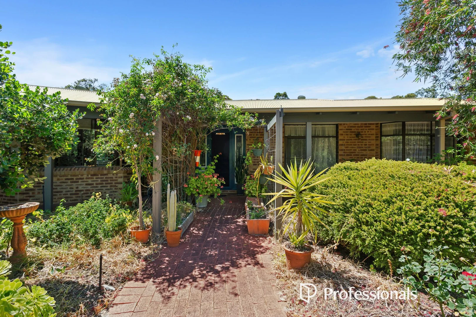 Additional image 7 of 140 Watsonia Road, Gooseberry Hill WA 6076