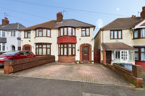Willow Avenue, Wolverhampton WV11