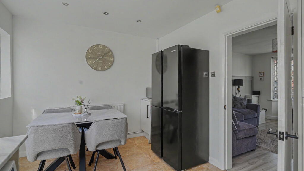 Additional image 5 of Hartfield Crescent, Birmingham, B27 7QL