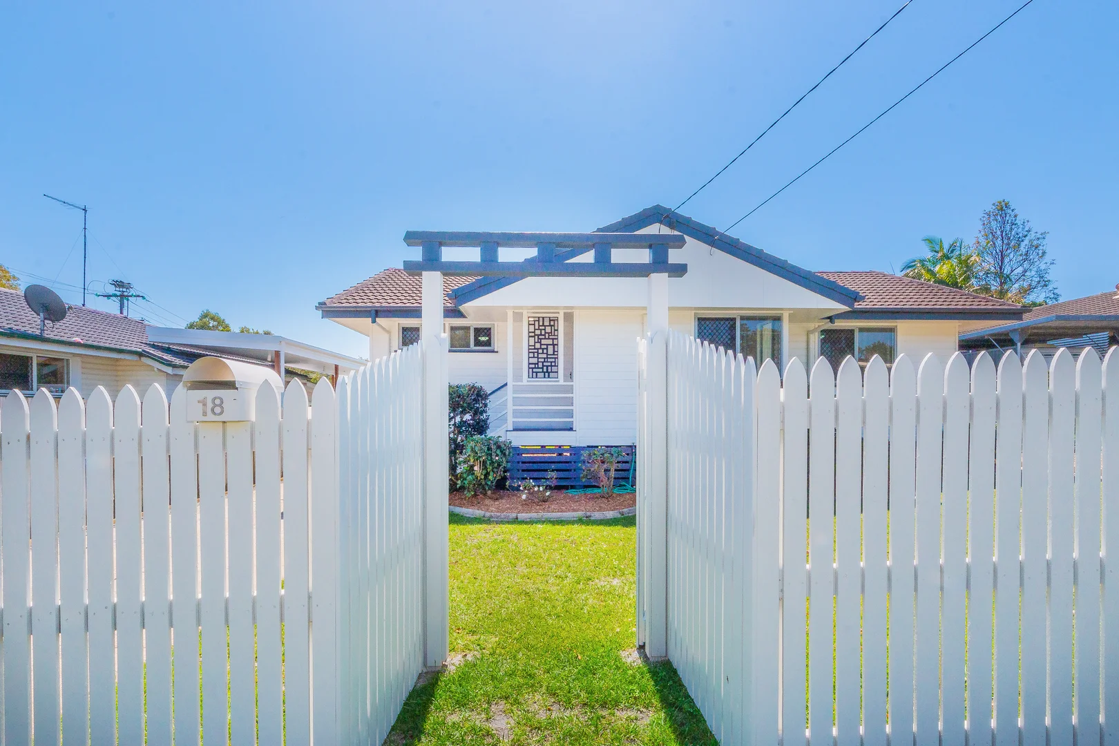 18 Beach Street, Kippa-Ring QLD 4021 photo 2