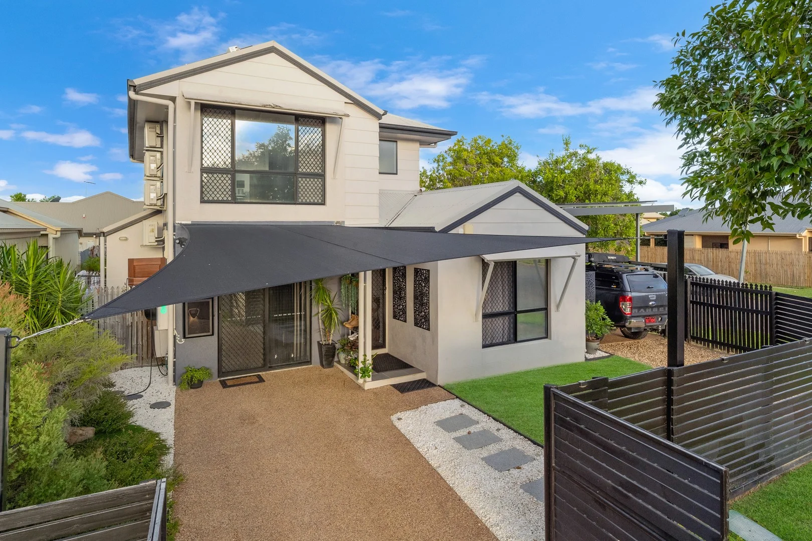 16 Laurie Motti Parade, Kirwan QLD 4817