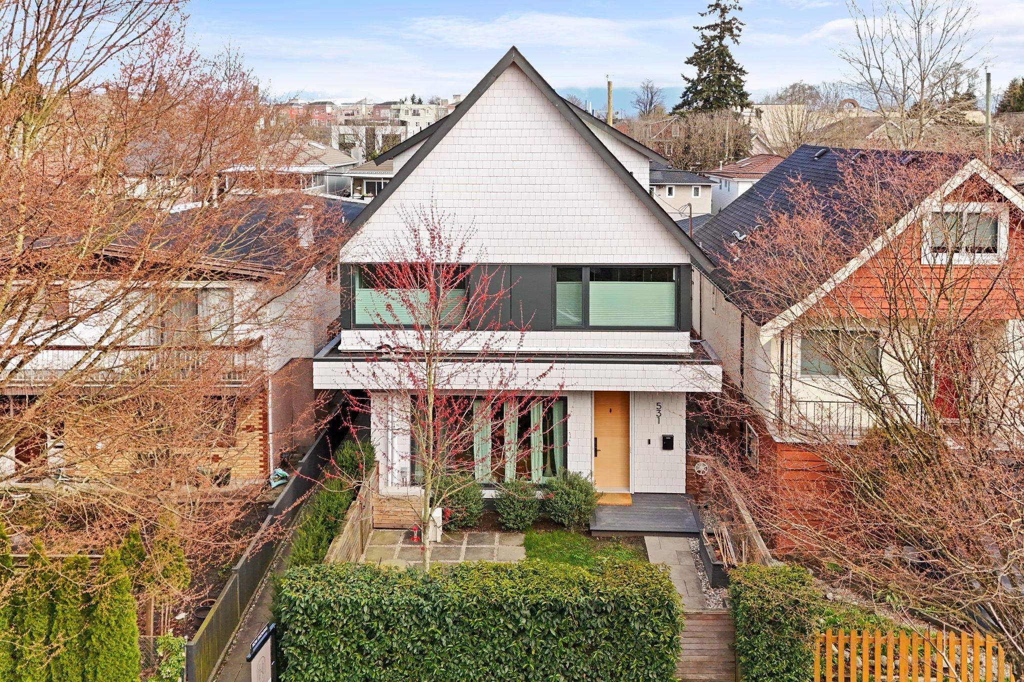 529 17th Avenue E, Vancouver, BC, V5V 1B4 photo 3
