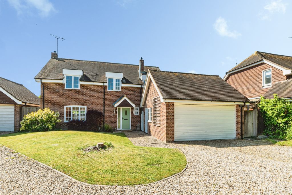 4 bed detached house for saleSowbury Park, Newbury RG20