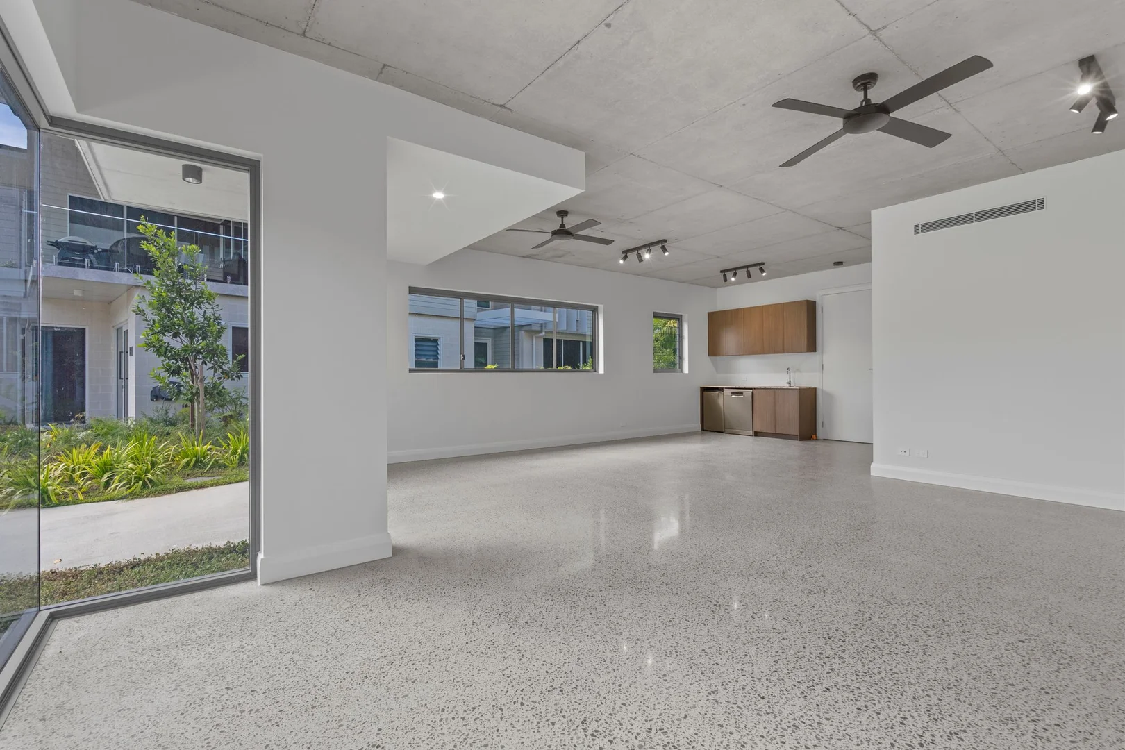 Additional image 16 of villa 5/11 Village Way, Currumbin Valley QLD 4223