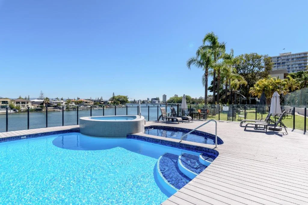 17/2940 Gold Coast Highway, Surfers Paradise QLD 4217