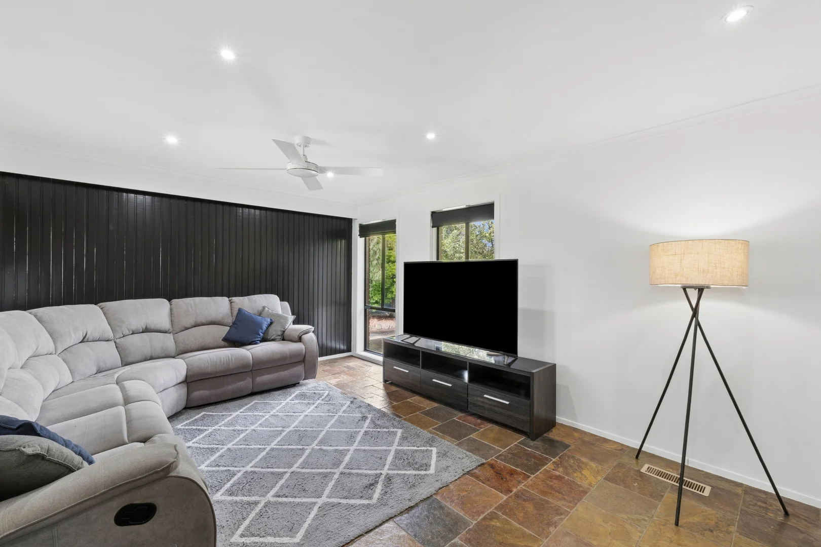 Additional image 3 of 1 James St, Colac VIC 3250