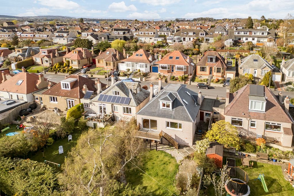Additional image 28 of 4 bed detached bungalow for sale11 Craigmount Terrace, Corstorphine, Edinburgh EH12