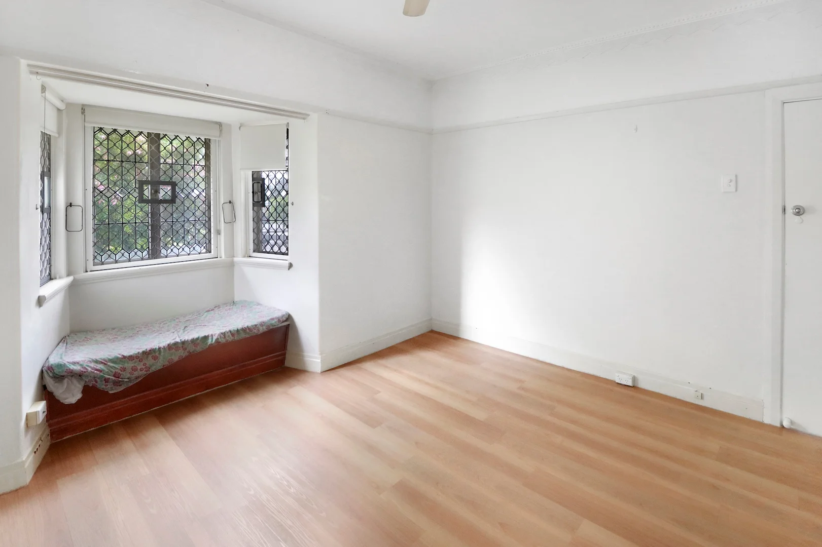 Additional image 2 of Room 1 - 424B Waterworks Rd, Ashgrove QLD 4060