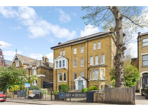 Underhill Road, London SE22