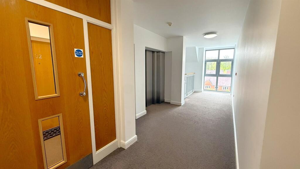 Additional image 14 of 28 Griffin Close, Northfield, Birmingham