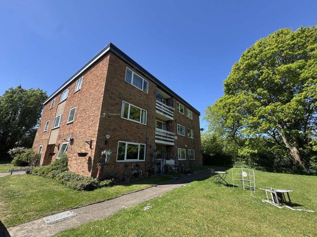 Wentworth Court, B24