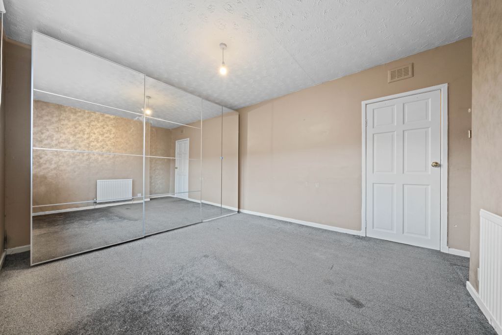 Additional image 7 of 3 bed flat for saleOnslow Road, Drumry, Clydebank G81