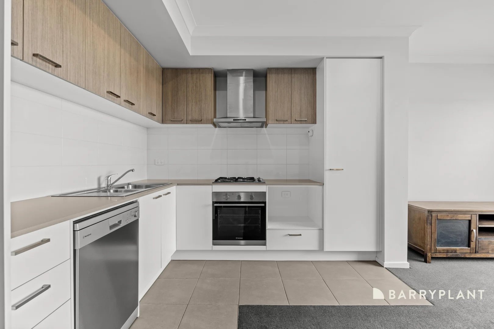 6 Williamsburg Walk, Wollert VIC 3750 photo 2