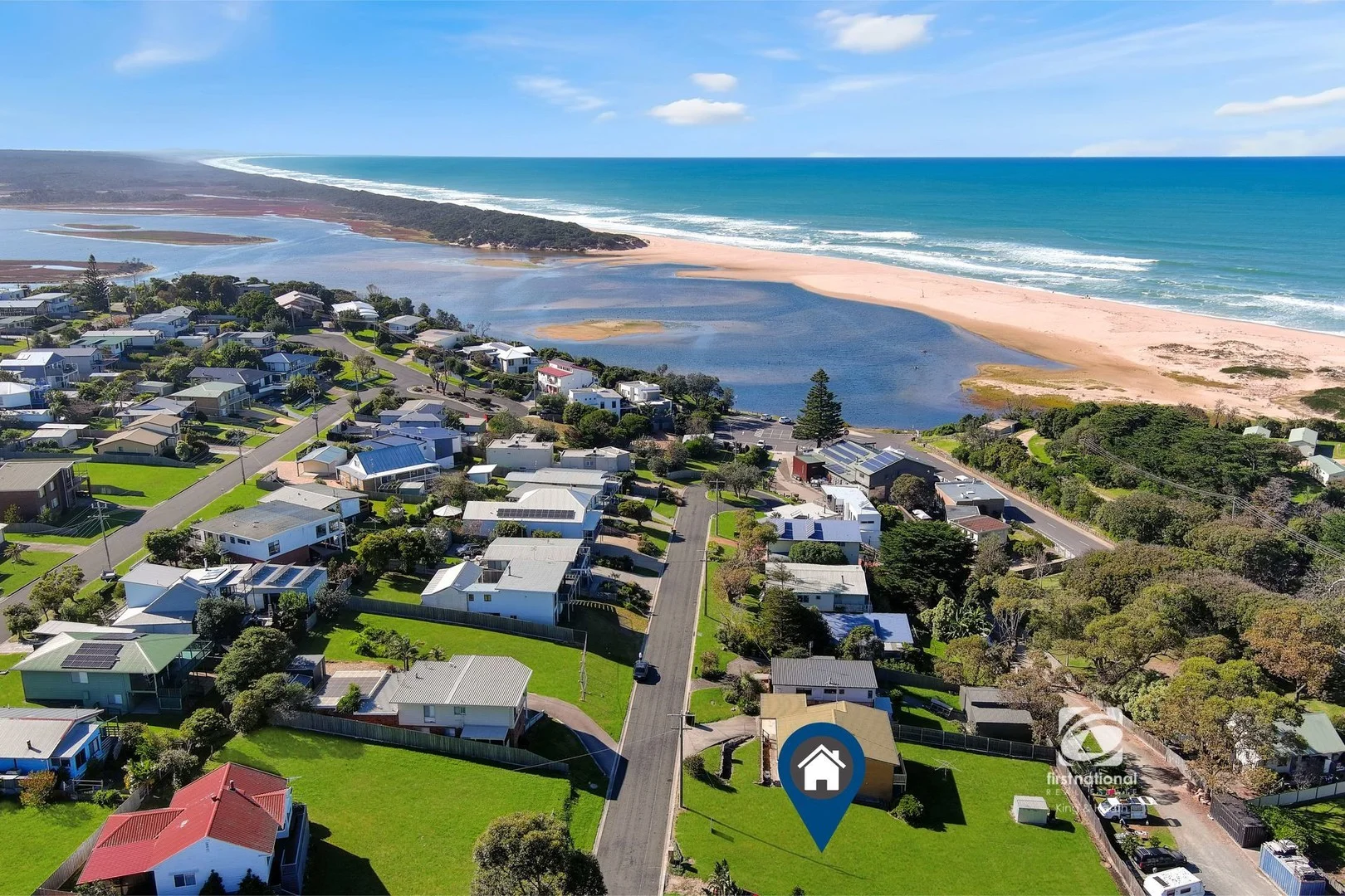 10 Cross Street, Lake Tyers Beach VIC 3909
