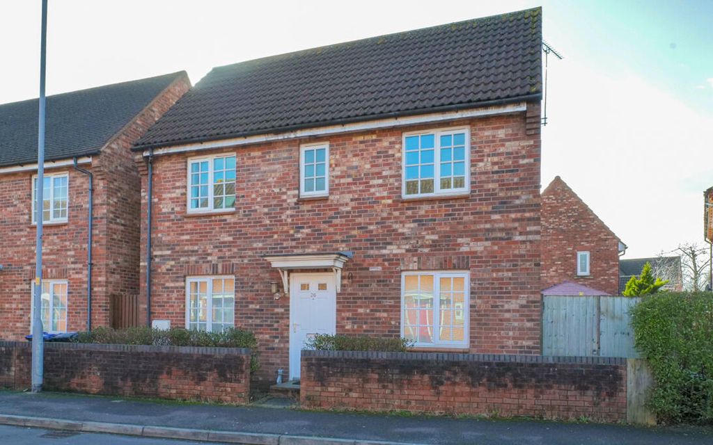 3 bed detached house for saleHornchurch Road, Bowerhill, Melksham SN12