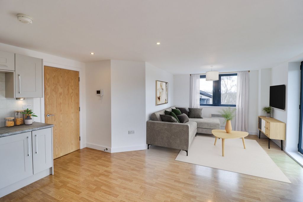 Additional image 3 of 2 bed flat for saleTroy Road, Horsforth, Leeds, West Yorkshire, UK LS18