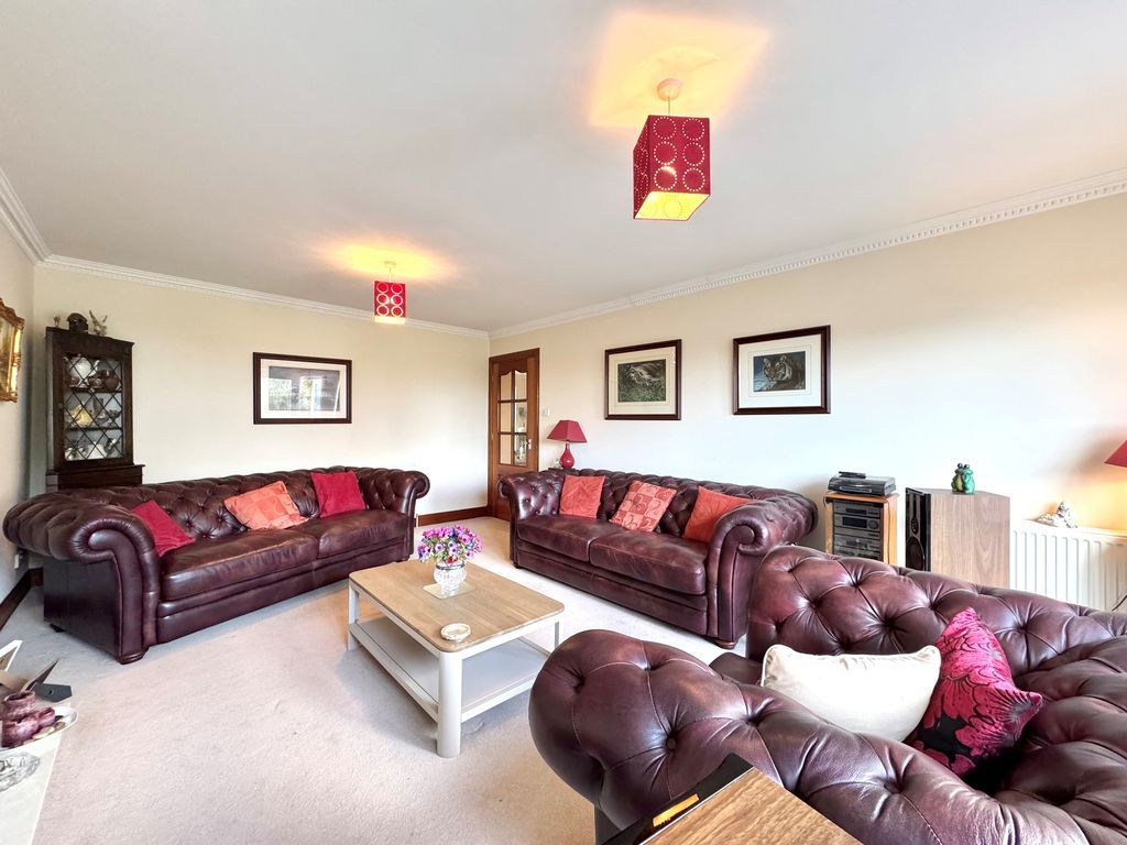3 bed detached bungalow for saleLomond View, Drongan KA6 photo 4